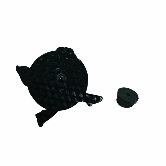 ⭐New Oz Pure Evil HIM Enamel Pin Sexy Lady Lapel Power Puff Girls Character Red - Picture 5 of 5